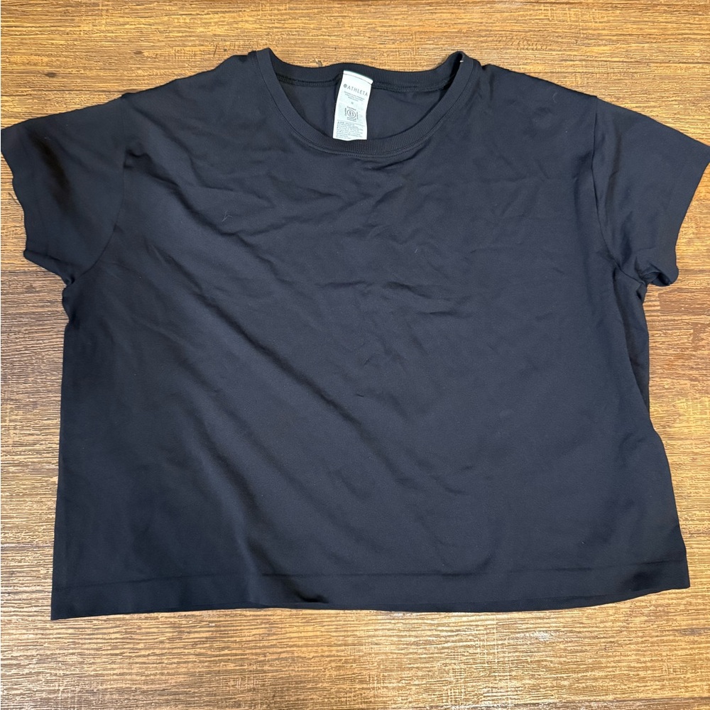 Athleta activewear outdoors top never worn